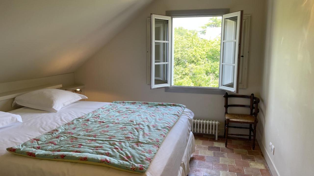 Guest House Le Clos Pasquier บลัวส์ ภายนอก รูปภาพ