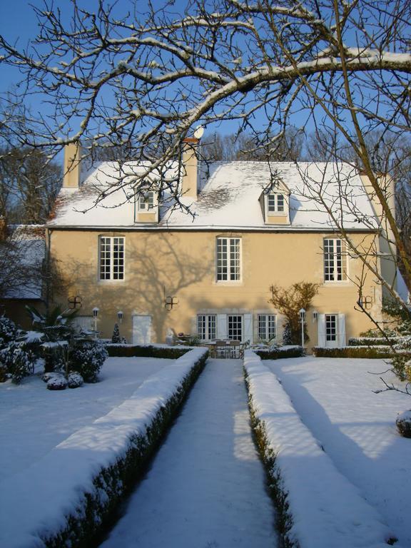 Guest House Le Clos Pasquier บลัวส์ ภายนอก รูปภาพ